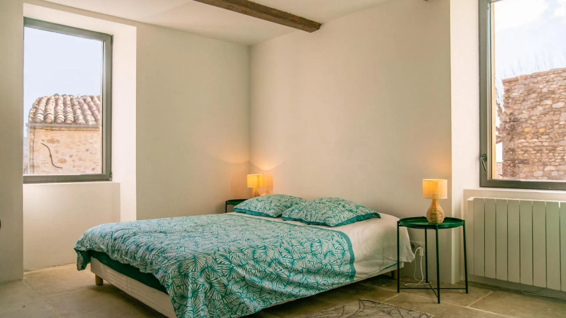 Holiday home Gite Mas De Boulegue Saint-Pantaleon-les-Vignes